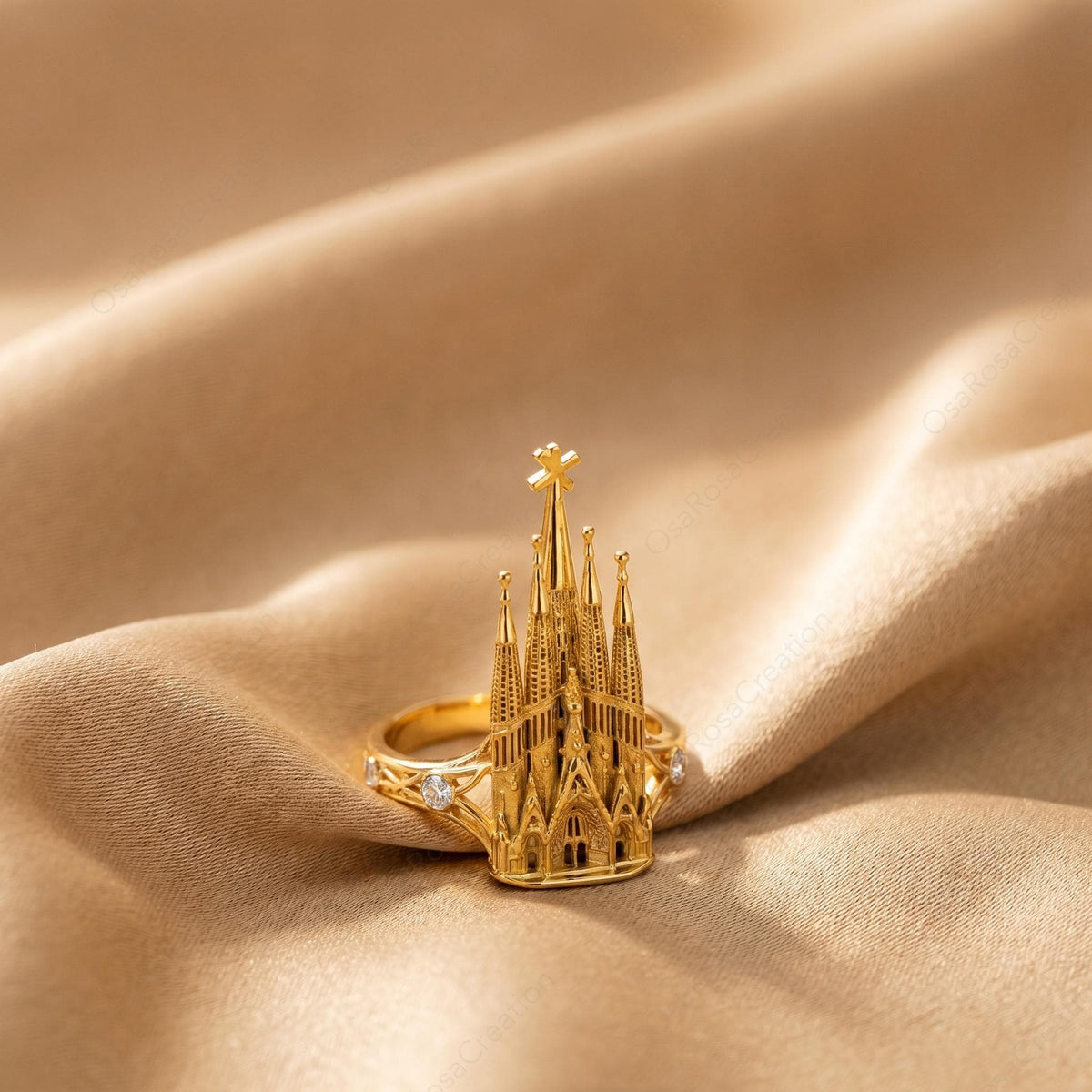 Sagrada Familia Ring