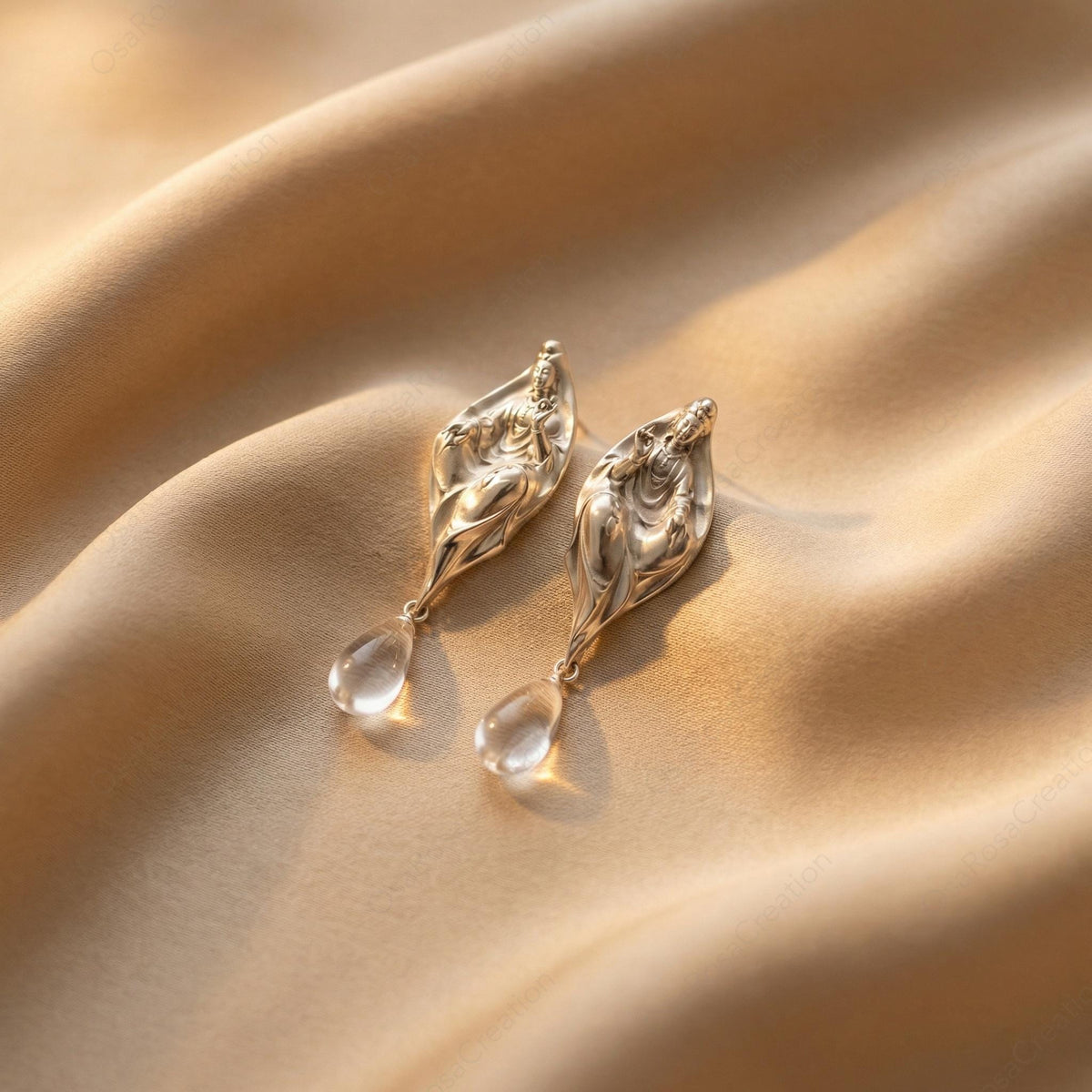 Boucles d'oreilles Figure méditative