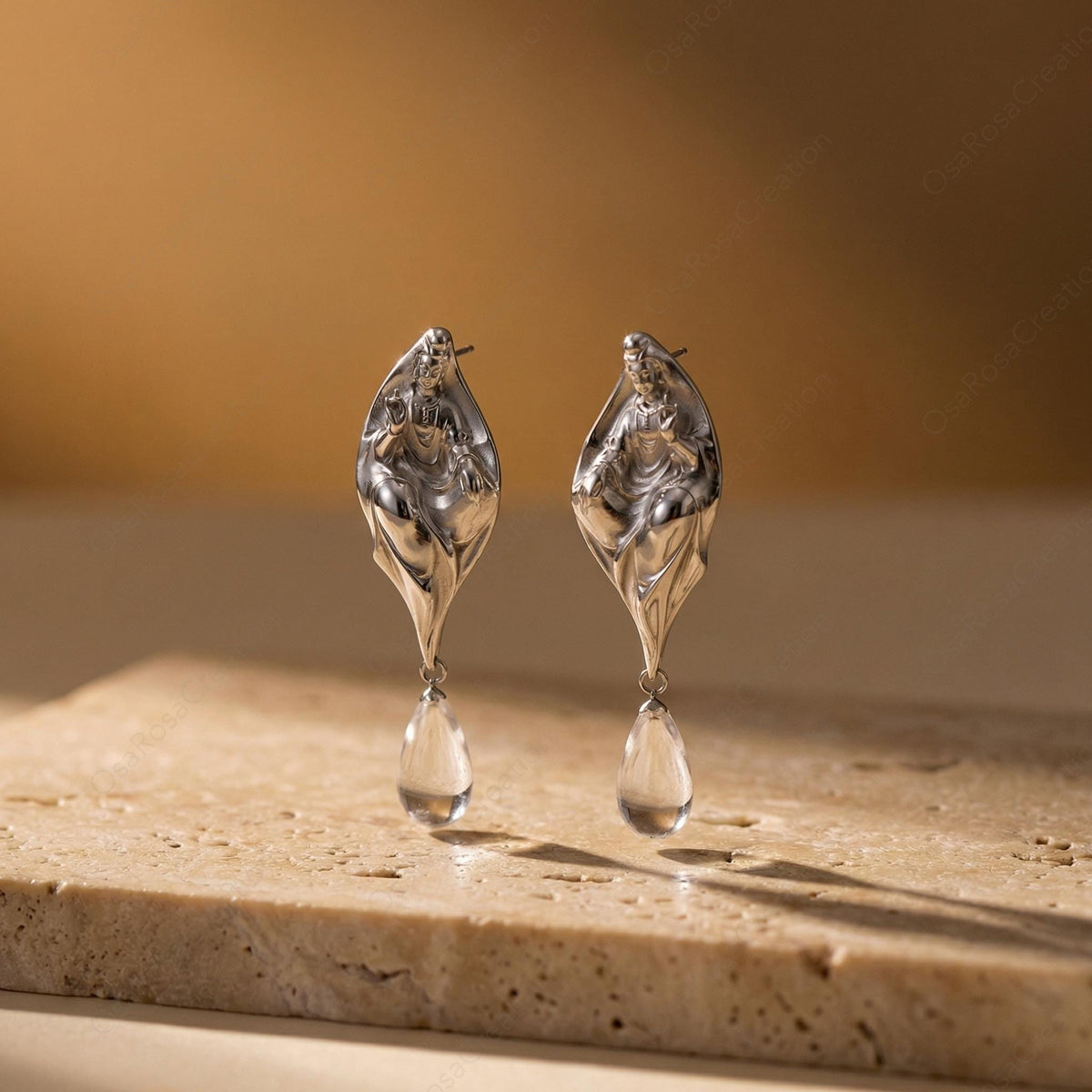 Boucles d'oreilles Figure méditative