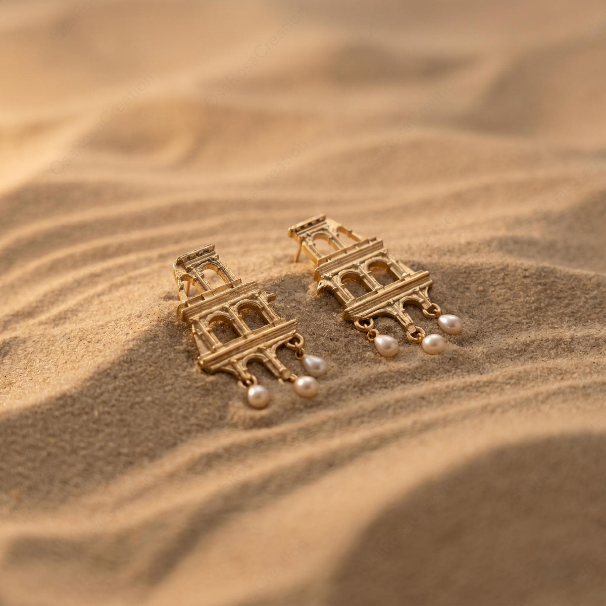 Colosseum Pearl Earrings