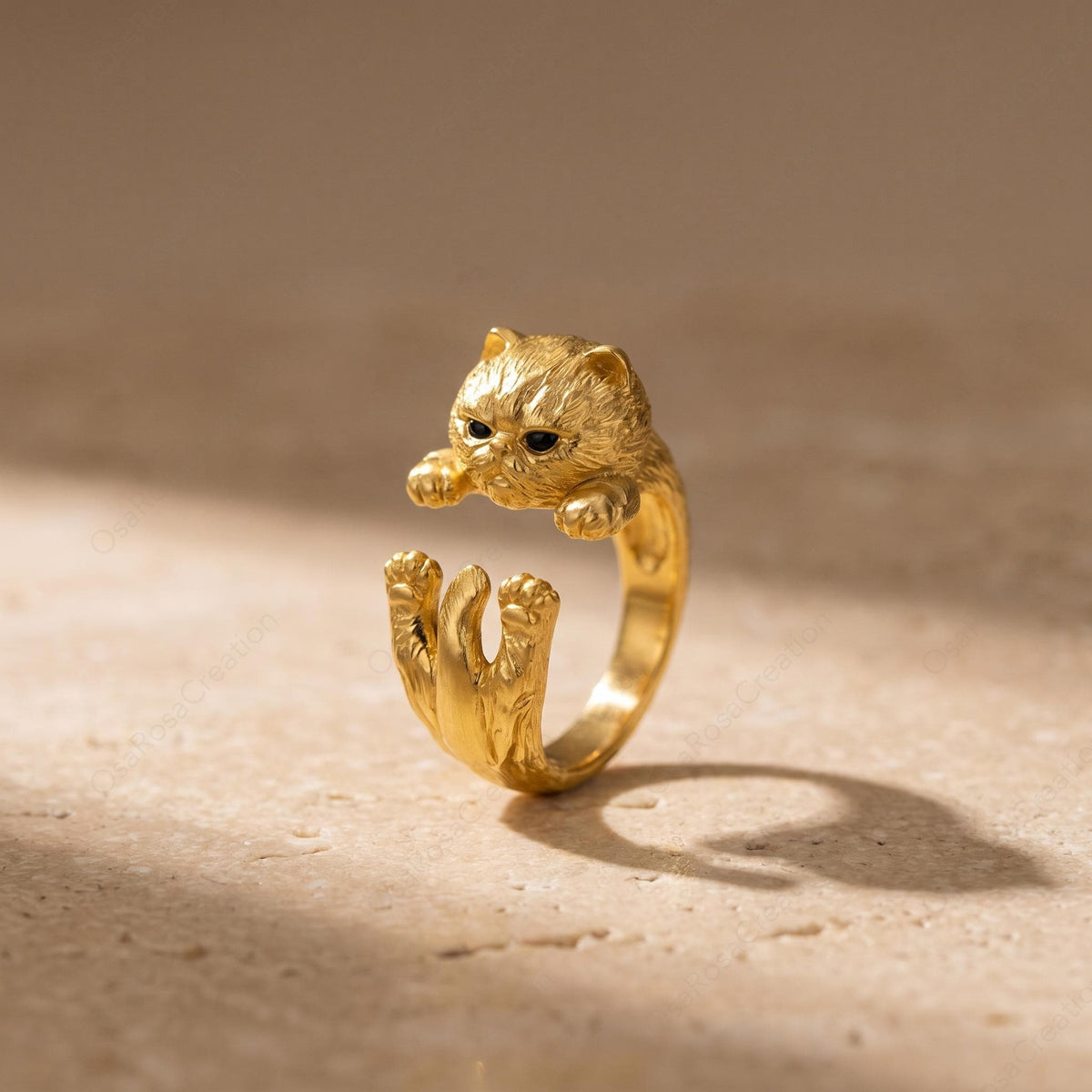 Bague chat enroulée