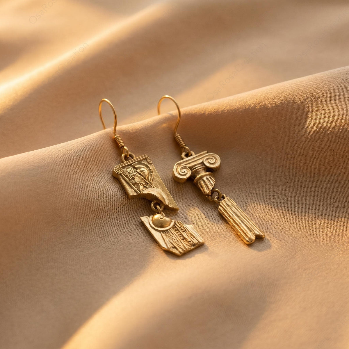 Athena Column Earrings